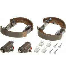 Kit de freins arrière Bosh pour Ford KA - FIESTA IV - ESCORT VII - ESCORT CLASSIC MAZDA 121