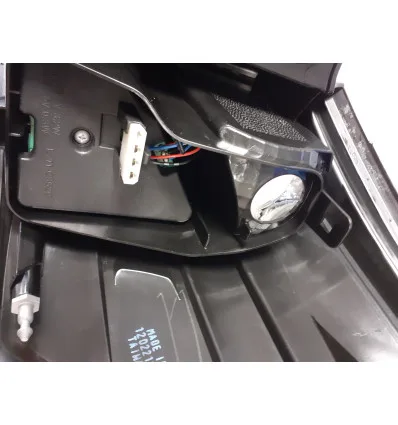 Feu arriere gauche Nissan Qashqai