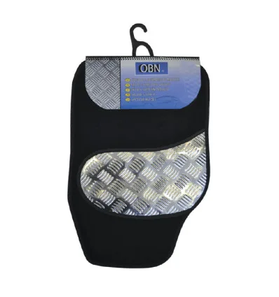 Set di 4 tappetini in moquette + battistrada in plastica
