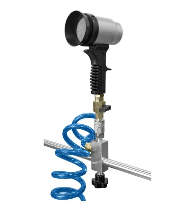Tire inflator with 2 air guns