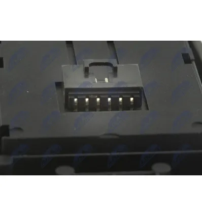 Window regulator switch for Iveco