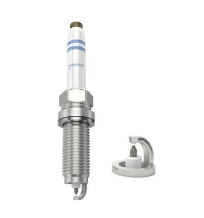 Bougie d'allumage Bosch 0 241 140 537 pour Dacia Infiniti Mercedes-Benz Nissan Renault