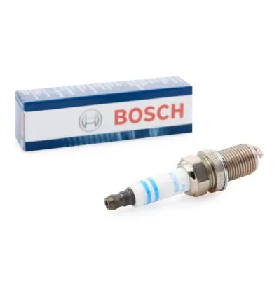 Bougie d'allumage Bosch 0 242 235 749 pour Kia Nissan Renault Volvo